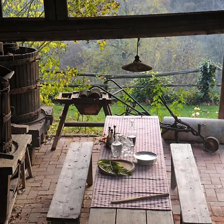 Ca'becca Bioglio- Il Portico Sulla Valle